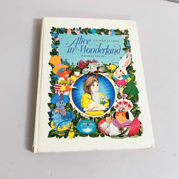 Rare vintage Alice in Wonderland: A Pop-Up Classic Hardcover book 1st edition - Picture 3 of 16